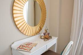 Windmill Apartments 2