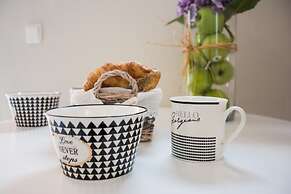 Windmill Apartments 2