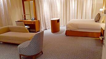 Grand Swiss-Belhotel Waterfront Seef