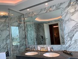 Grand Swiss-Belhotel Waterfront Seef