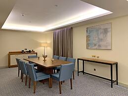 Grand Swiss-Belhotel Waterfront Seef