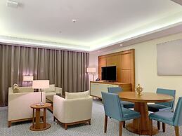 Grand Swiss-Belhotel Waterfront Seef