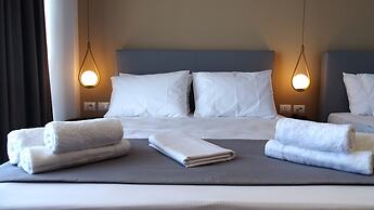 Valmar Hotel