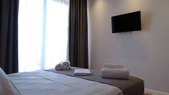 Valmar Hotel