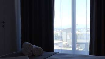 Valmar Hotel