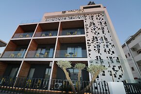 Valmar Hotel