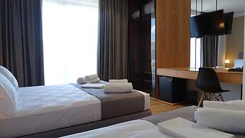 Valmar Hotel