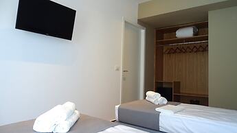 Valmar Hotel