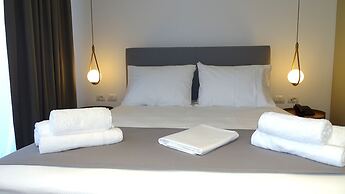 Valmar Hotel