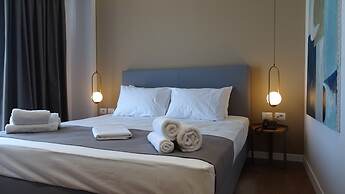 Valmar Hotel