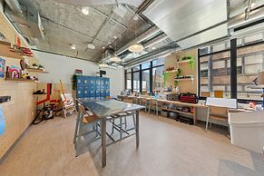 Kasa River North Chicago