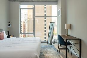 Kasa River North Chicago