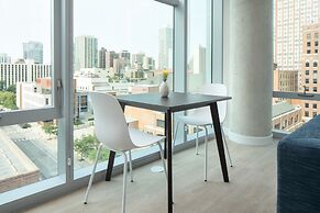 Kasa River North Chicago