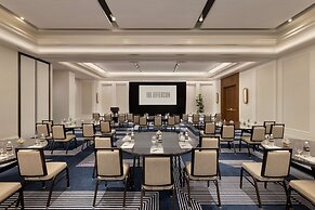 106 Jefferson Huntsville, Curio Collection by Hilton