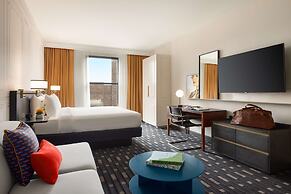 106 Jefferson Huntsville, Curio Collection by Hilton