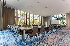 The Ray Hotel Delray Beach, Curio Collection by Hilton