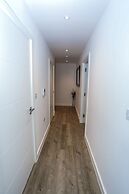 Exquisite One Bed Apartment