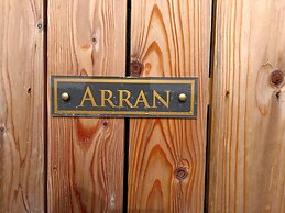 Cleeves Cabins, Arran Luxury Lodge With hot tub