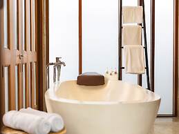 Tawantok Beach Villas