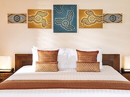 Tawantok Beach Villas