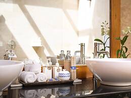 Tawantok Beach Villas