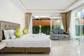 Sunset View Pool Villa