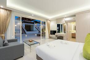 Sunset View Pool Villa