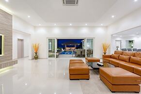 Sunset View Pool Villa