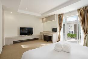 Sunset View Pool Villa