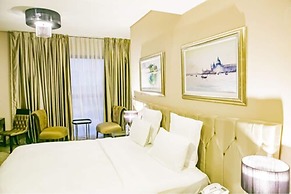 Royal Residences by Design Union