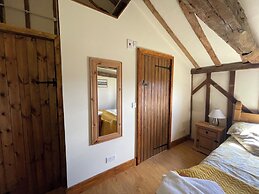 The Cow Shed 1br-sleeps4-parking-petsok