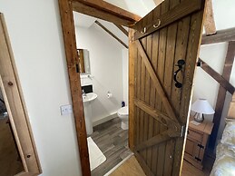 The Cow Shed 1br-sleeps4-parking-petsok