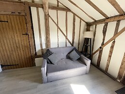 The Cow Shed 1br-sleeps4-parking-petsok