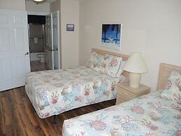 Golf Resort Villa 509 within Walking Distance to Food and the Pool by 