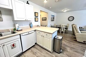 Alabama Sands 4 2 Bedroom Condo by RedAwning