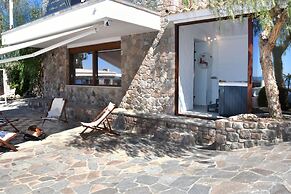 Villa Tzikides Aegina