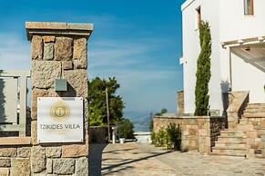 Villa Tzikides Aegina