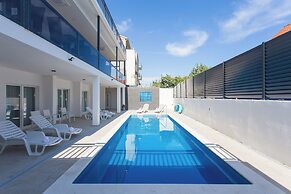 Room-all Saints Suites B&b Kastela - Dou