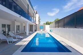 Room-all Saints Suites B&b Kastela - Dou