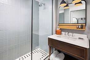 Wylie Hotel Atlanta, Tapestry Collection by Hilton