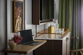 Wylie Hotel Atlanta, Tapestry Collection by Hilton