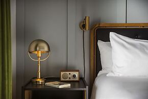 Wylie Hotel Atlanta, Tapestry Collection by Hilton