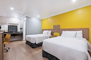 Hotel H-Wood
