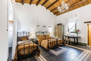 Authentic Sicilian Charm With Pool, Sea View, Parking & Wifi