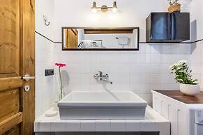 Authentic Sicilian Charm With Pool, Sea View, Parking & Wifi