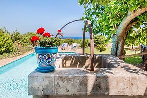 Authentic Sicilian Charm With Pool, Sea View, Parking & Wi.fi