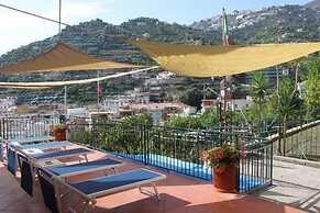Eden Holiday Apartment