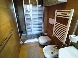 Nice Apartment Close Metro C - Mirti