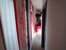 Nice Apartment Close Metro C - Mirti