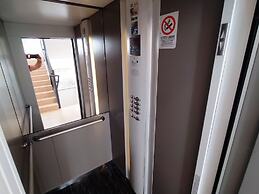 Nice Apartment Close Metro C - Mirti